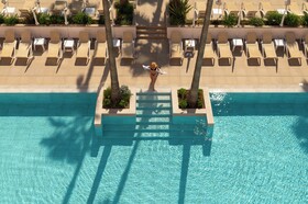 AQUA Hotel The Breeze & Spa