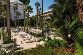 AQUA Hotel The Breeze & Spa