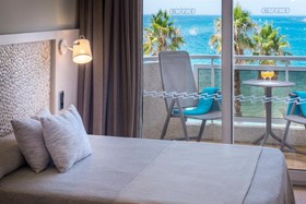 Caprici Beach Hotel & Spa