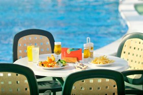 Caprici Beach Hotel & Spa