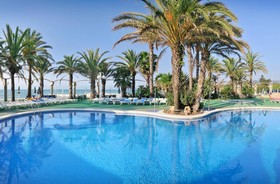 Caprici Beach Hotel & Spa
