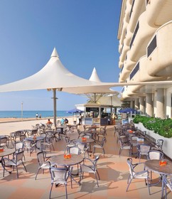 Caprici Beach Hotel & Spa