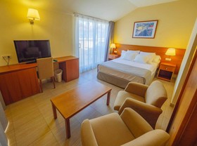 DWO Sirius by Checkin