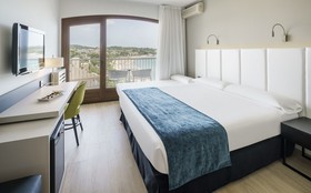 Hotel ILUNION Caleta Park