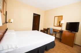 Hotel ILUNION Caleta Park