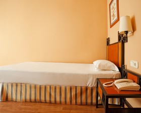 Hotel ILUNION Caleta Park
