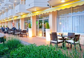 Hotel GHT Oasis Tossa & SPA