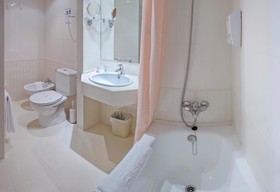 Hotel GHT Oasis Tossa & SPA