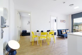 Castell Beach Aparthotel