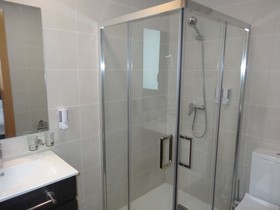 Hotel 6 Bis