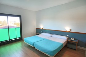 Hotel Brisamar Suites