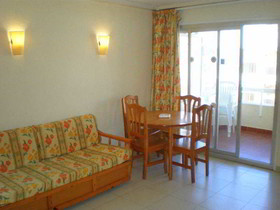 Alboran Apartamentos