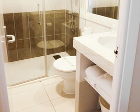 Hotel Subur