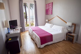 Hotel Subur