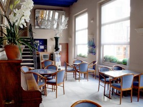 Hotel Subur