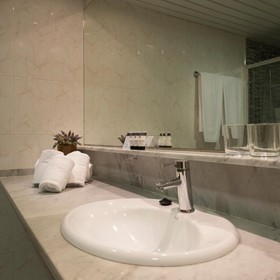 Alexandra Aparthotel