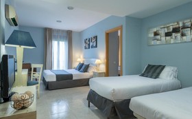 Alexandra Aparthotel
