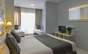 Alexandra Aparthotel