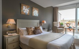 Alexandra Aparthotel