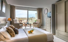 Alexandra Aparthotel