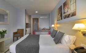 Alexandra Aparthotel