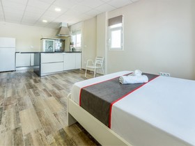 Hostal Patio de la Luna by OYO Rooms