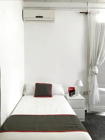 Hostal Patio de la Luna by OYO Rooms
