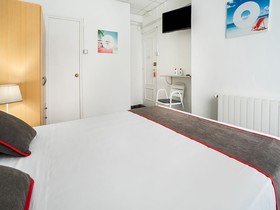 Hostal Patio de la Luna by OYO Rooms