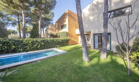 Town House La Mora