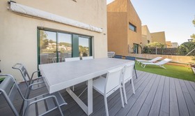 Town House La Mora