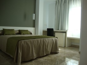 Hotel Senderos
