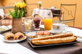 Avenida Hotel