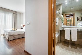 Avenida Hotel