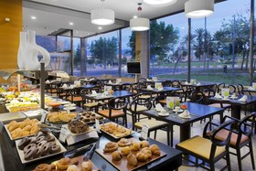 Elba Almería Business & Convention Hotel