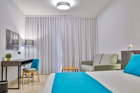 Moon Hotel & Spa