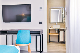 Moon Hotel & Spa
