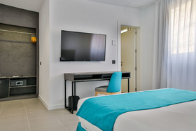 Moon Hotel & Spa