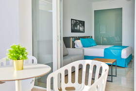 Moon Hotel & Spa