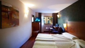 Nuevo Torreluz Hotel
