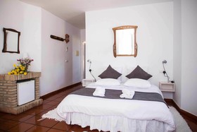 Cortijo De La Media Luna