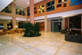 Apartahotel Arena Center