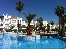 Apartamentos Golf Center Pueblo