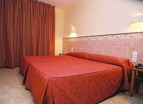 Apartamentos Golf Center Pueblo