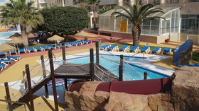 Apartamentos Mar y Golf