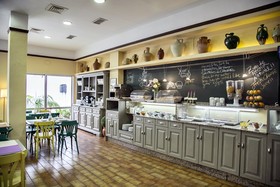Hotel Los Cantaros