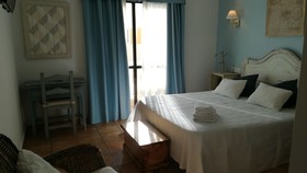 Hostal Restaurante Macavi