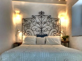 Casa la Fuente by Casas Vejer Debra