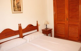 Apartamentos Sol y Mar 3000