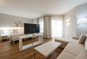 Oliva Nova Beach & Golf Hotel