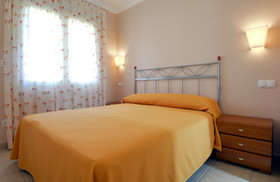 Oliva Nova Villas & Apartamentos